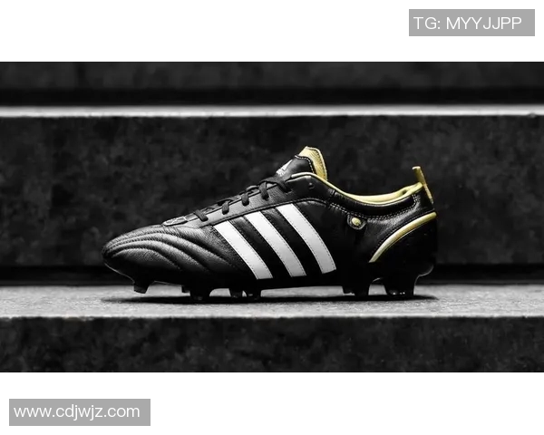 阿迪达斯新款足球鞋引领潮流助力球场表现提升运动员竞技水平