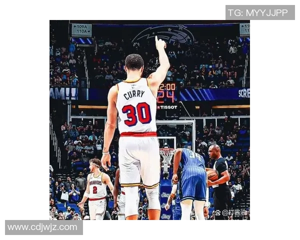 塔图姆与布朗在关键时刻表现低迷合计12投仅1中影响球队胜负 塔图姆与布朗在关键时刻表现低迷合计12投仅1中影响球队胜负