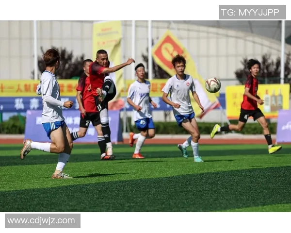 中国职工足球联赛:助力全民健身与职工团结的新平台与新机遇 中国职工足球联赛:助力全民健身与职工团结的新平台与新机遇