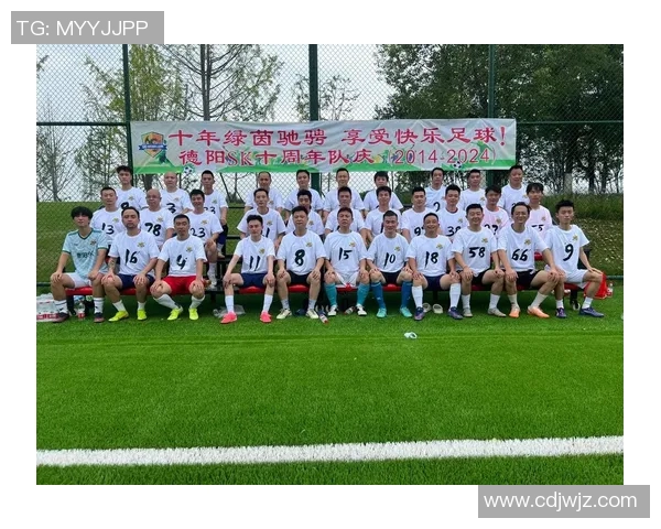 足球综艺新风潮明星球员齐聚一堂挑战极限展现真实竞技魅力 足球综艺新风潮明星球员齐聚一堂挑战极限展现真实竞技魅力