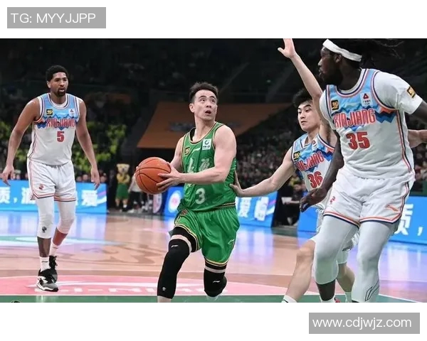 赵继伟22分5助攻沙拉木16分7篮板辽宁队再创佳绩展现强大实力 赵继伟22分5助攻沙拉木16分7篮板辽宁队再创佳绩展现强大实力